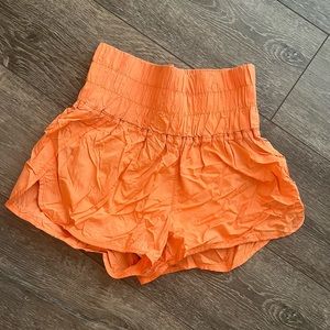 Orange free people movement the way home shorts size medium